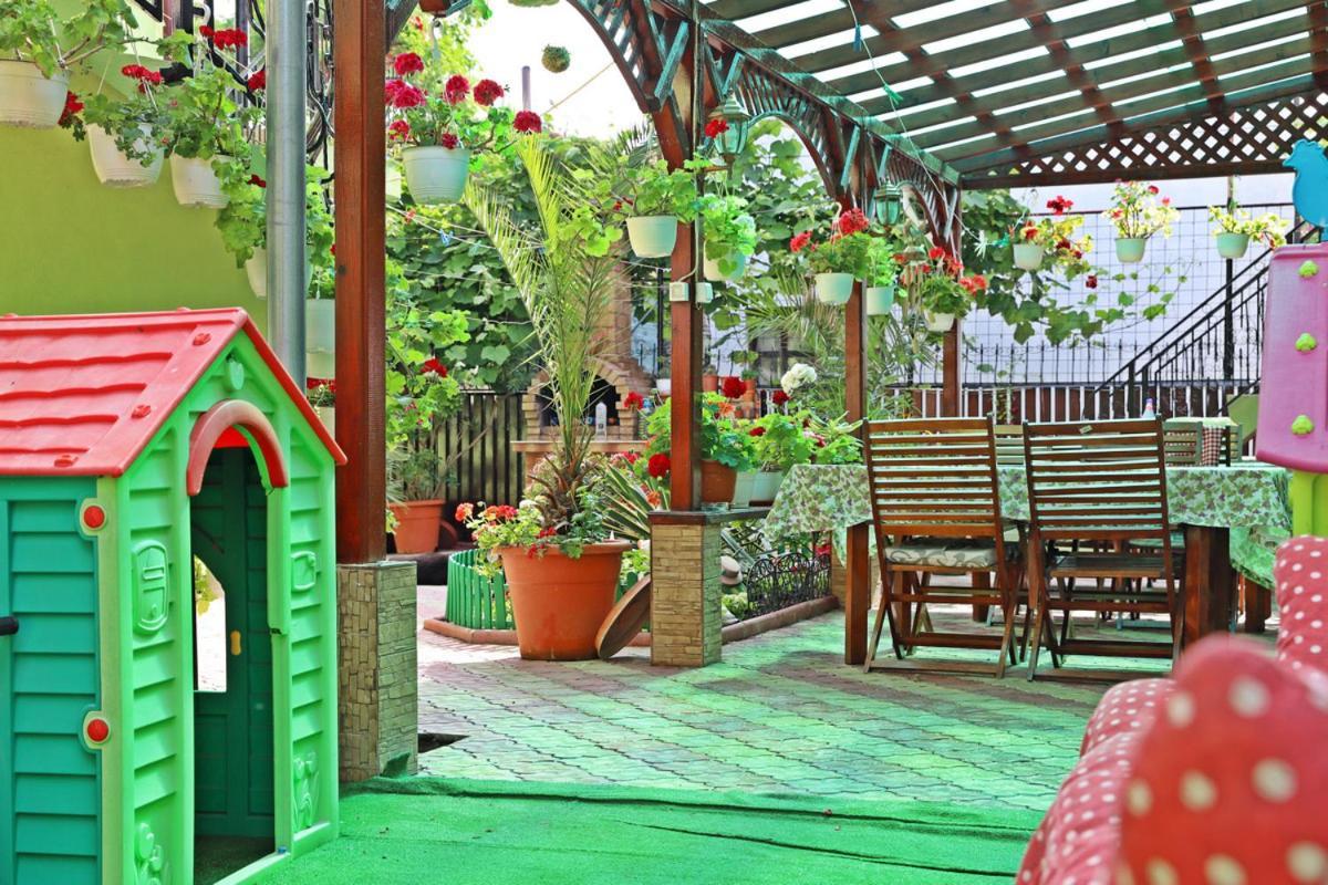 Hotel Casa Bianca Două Mai Esterno foto