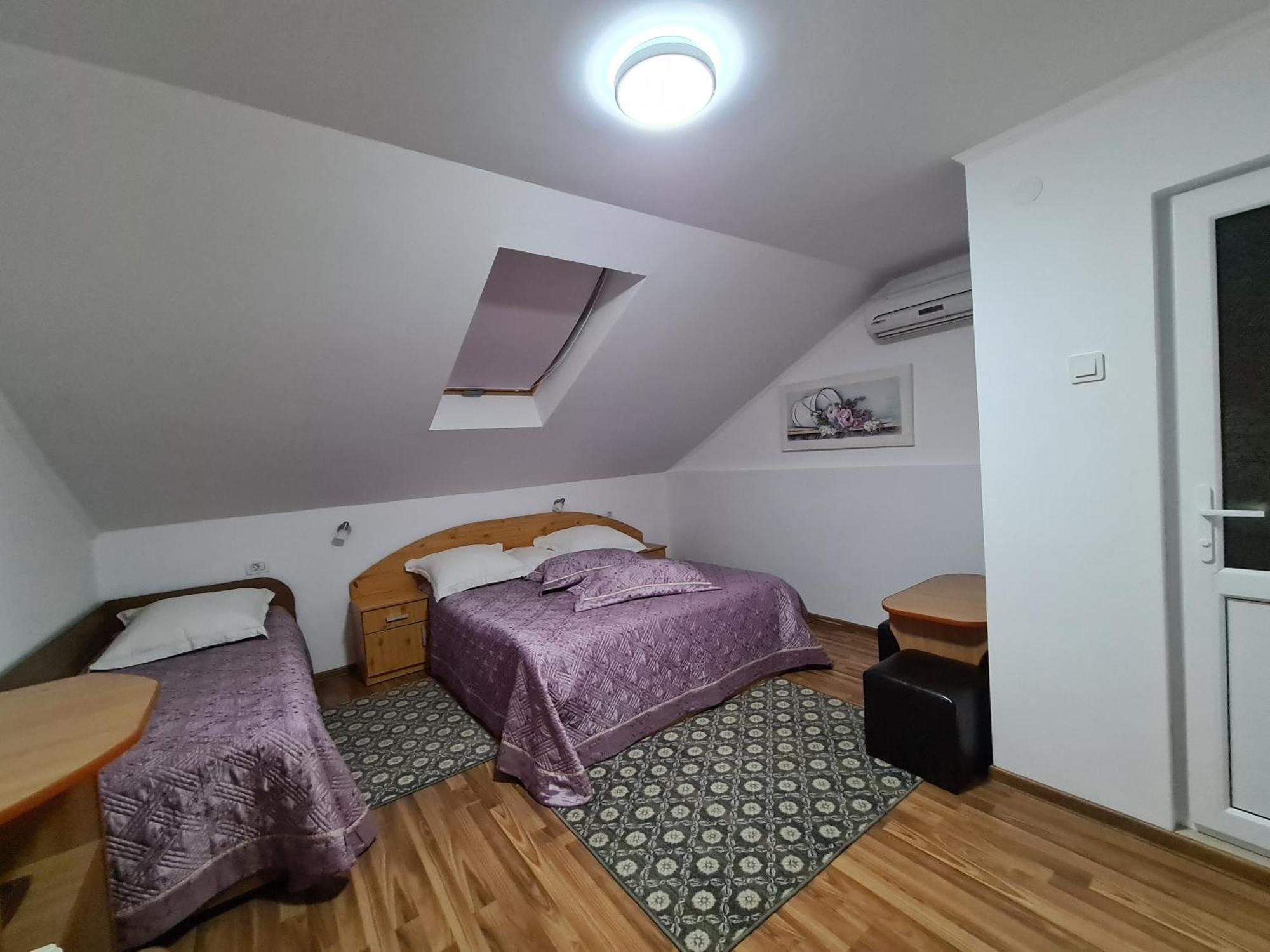 Hotel Casa Bianca Două Mai Esterno foto