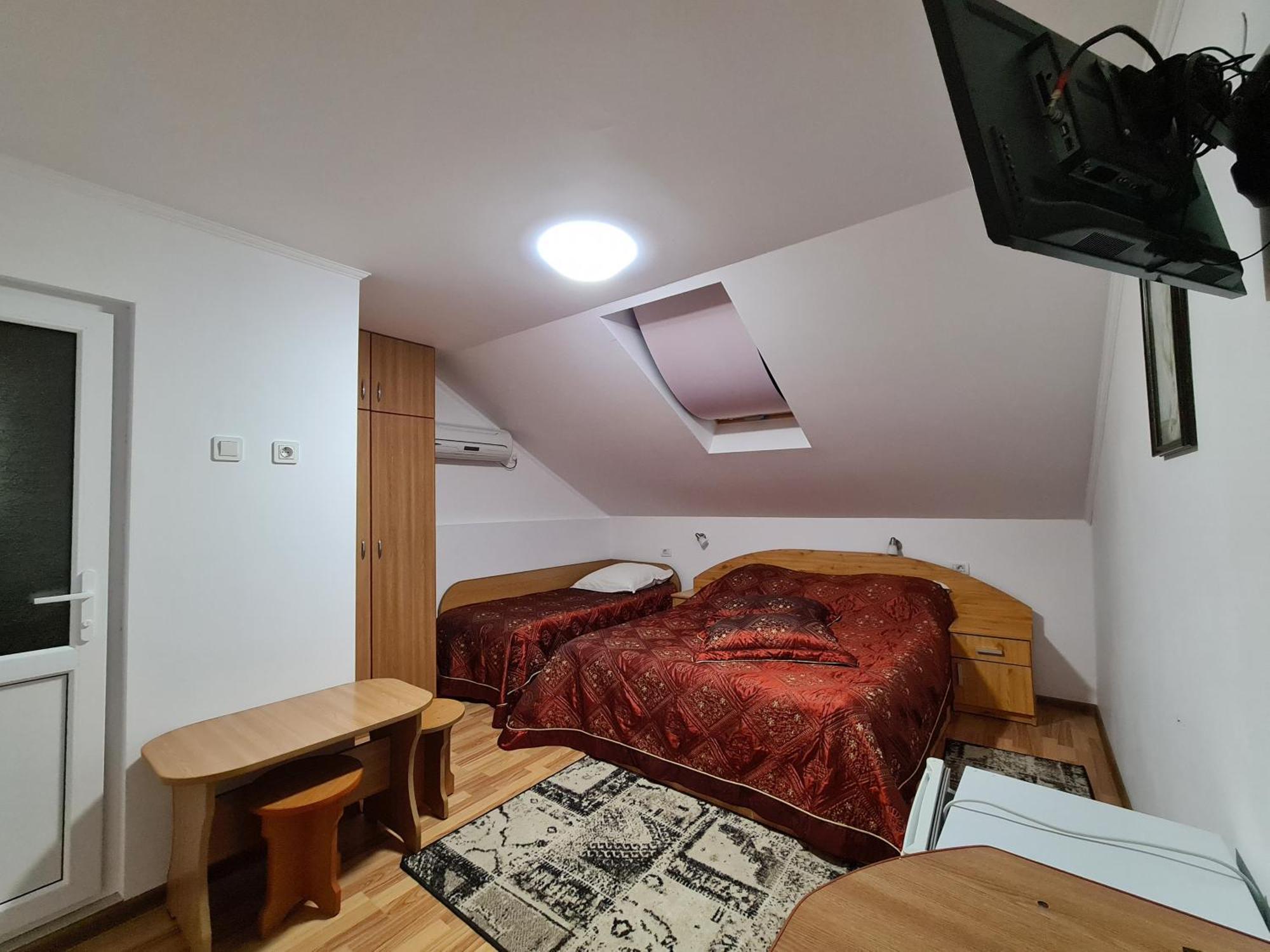 Hotel Casa Bianca Două Mai Esterno foto