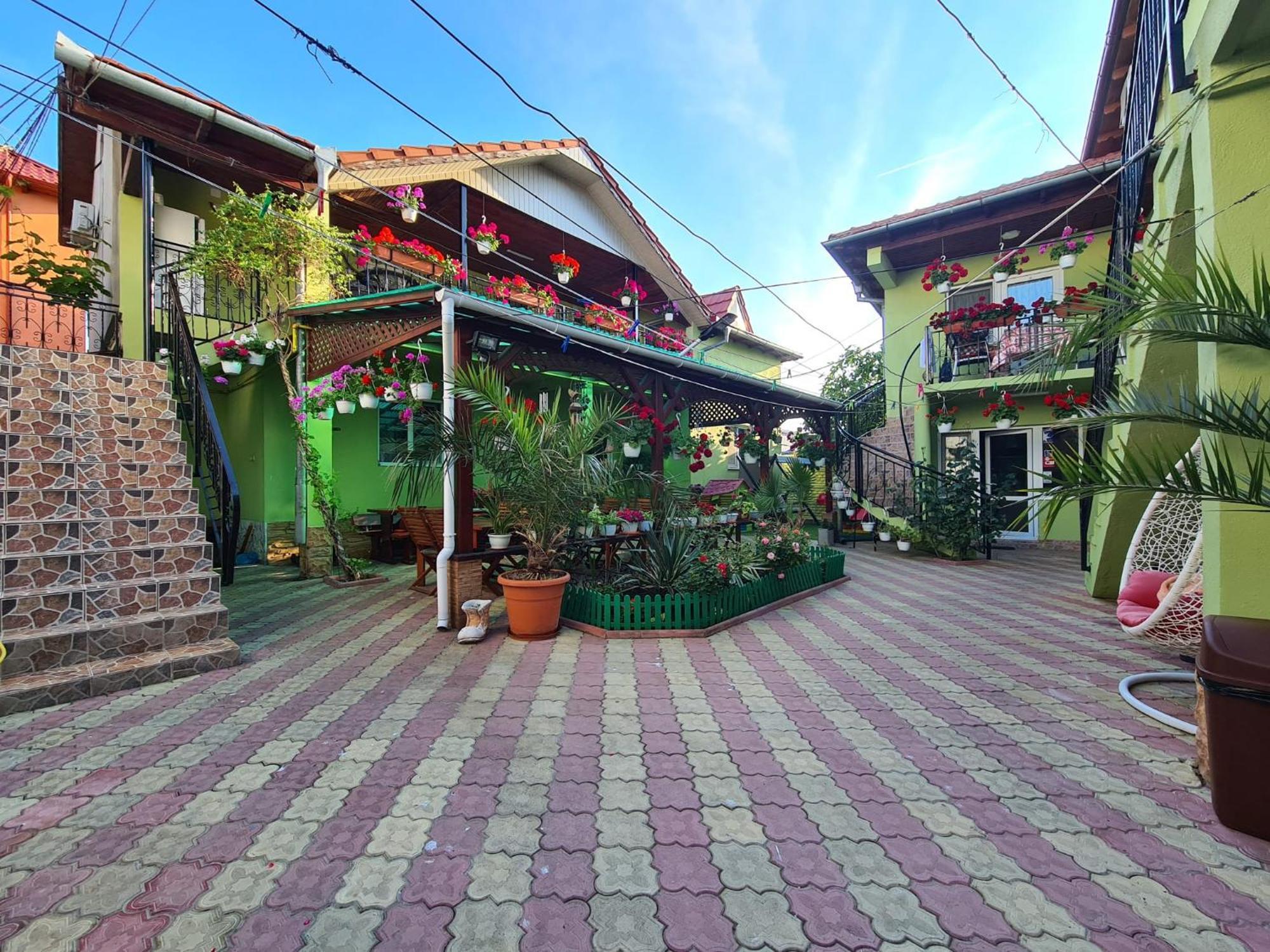 Hotel Casa Bianca Două Mai Esterno foto
