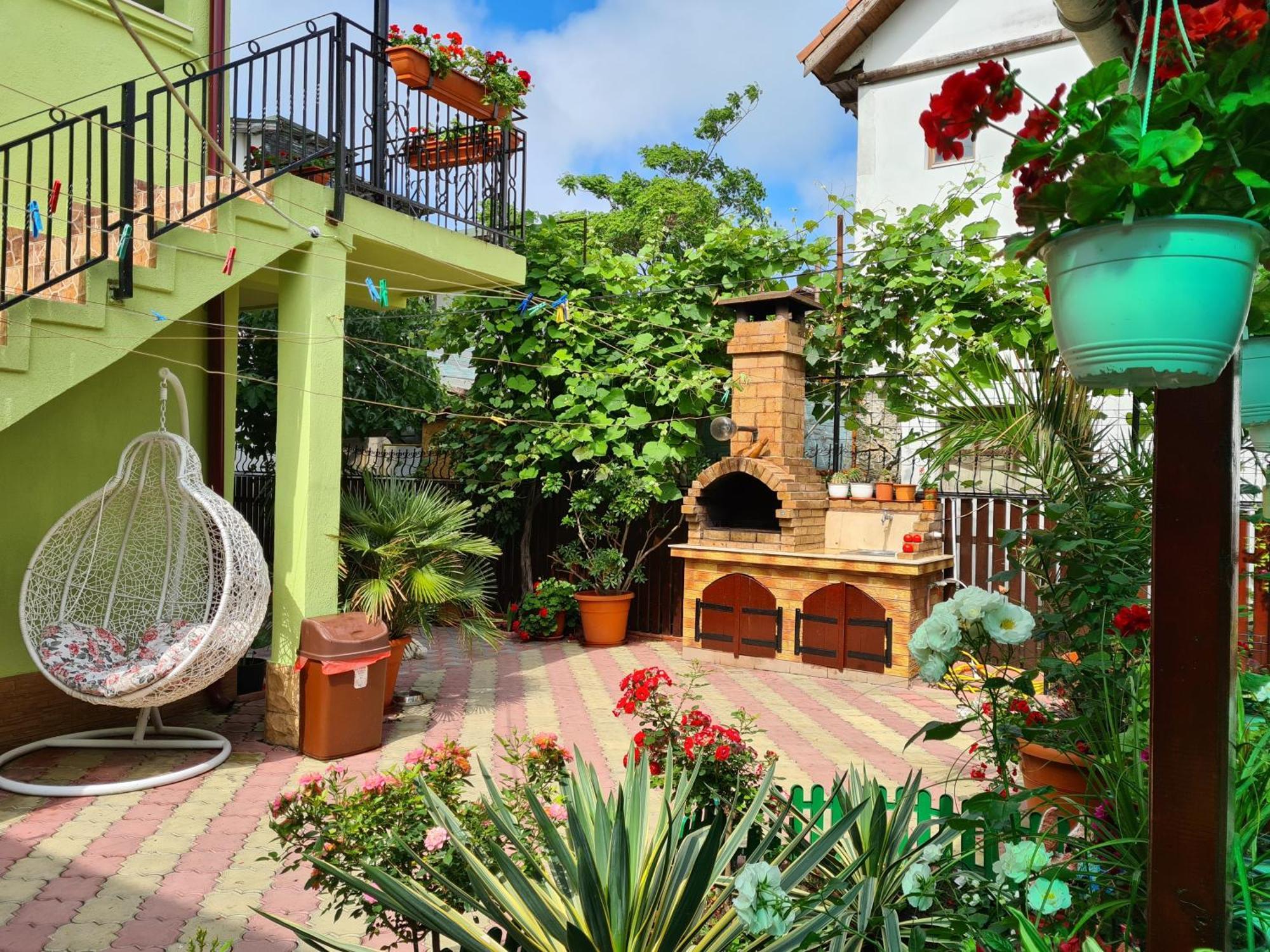 Hotel Casa Bianca Două Mai Esterno foto