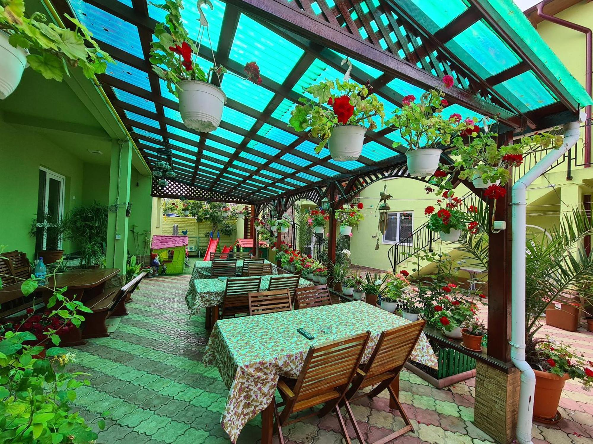 Hotel Casa Bianca Două Mai Esterno foto